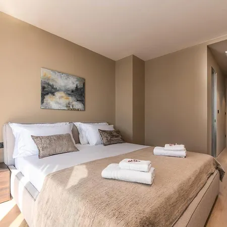 Luxury Aruna 빌라 풀라