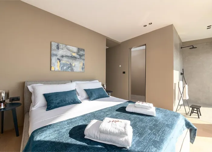 Luxury Aruna 빌라 풀라