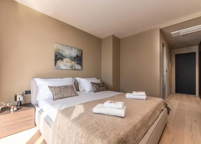 Luxury Aruna 빌라 풀라