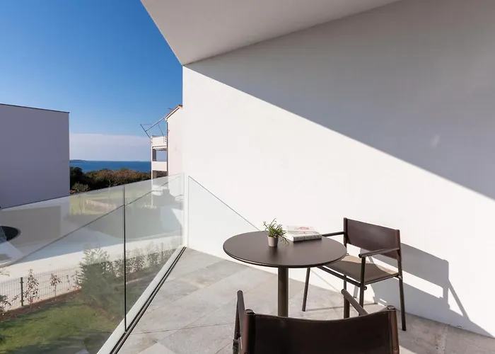 빌라 Luxury Aruna 풀라