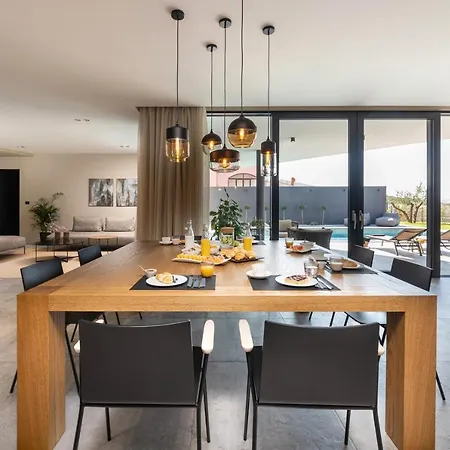 Villa Luxury Aruna Pula