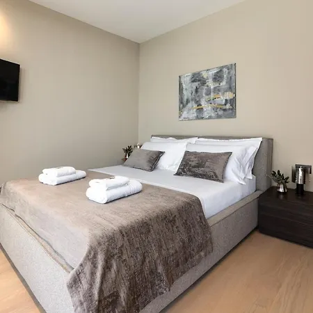 Luxury Aruna Villa